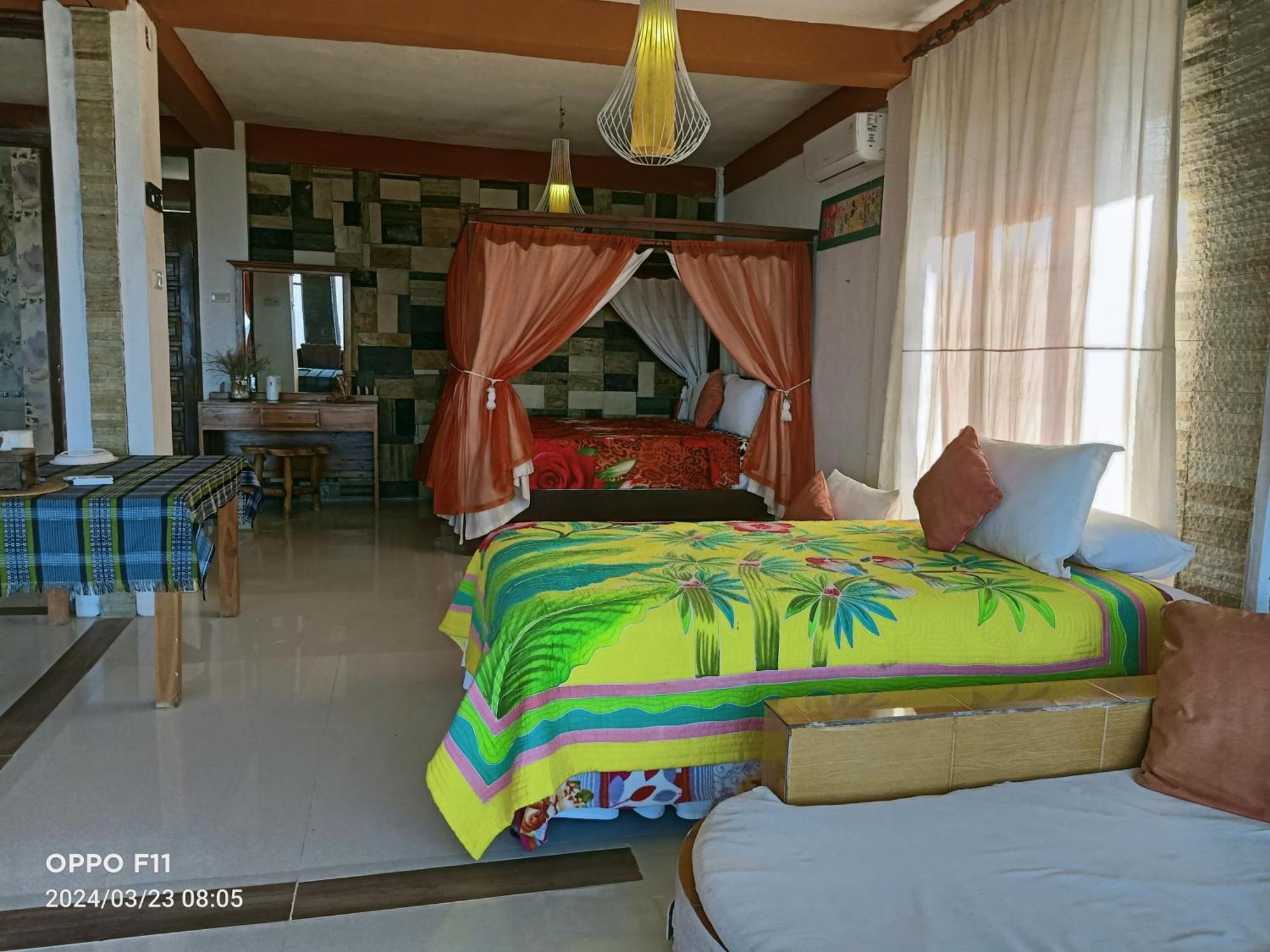 Rara Villas Lombok Senggigi Exterior photo